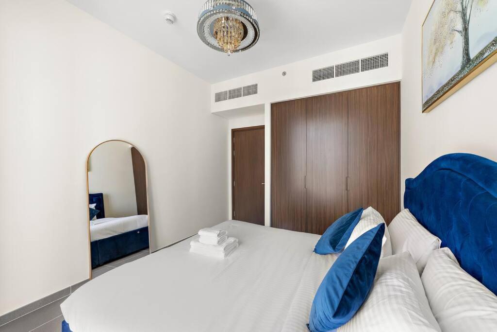 Elegant 1 Bedroom In Creek Edge Apartment *