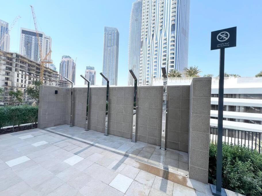 Elegant 1 Bedroom In Creek Edge Apartment Dubai